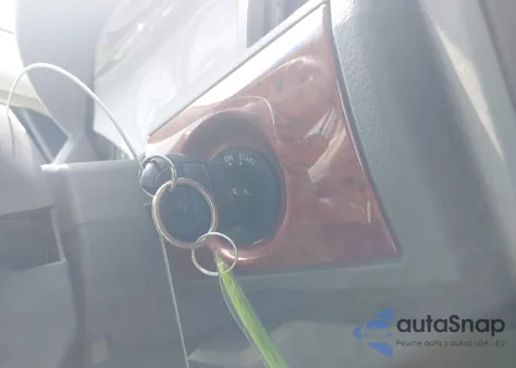 2008 Chrysler Town & Country Lx из США, поврежденный, VIN 2A8HR44H88R637325